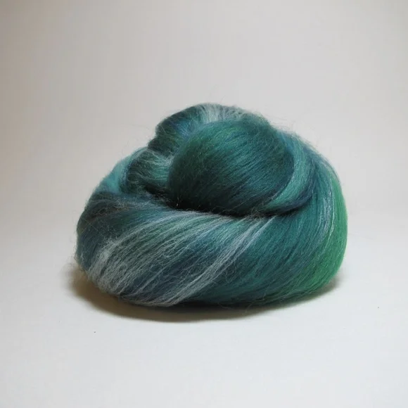 Garden Party Merino Wool Tencel Blend Batts for Spinning, Weaving, Felting - Picture 3 of 5